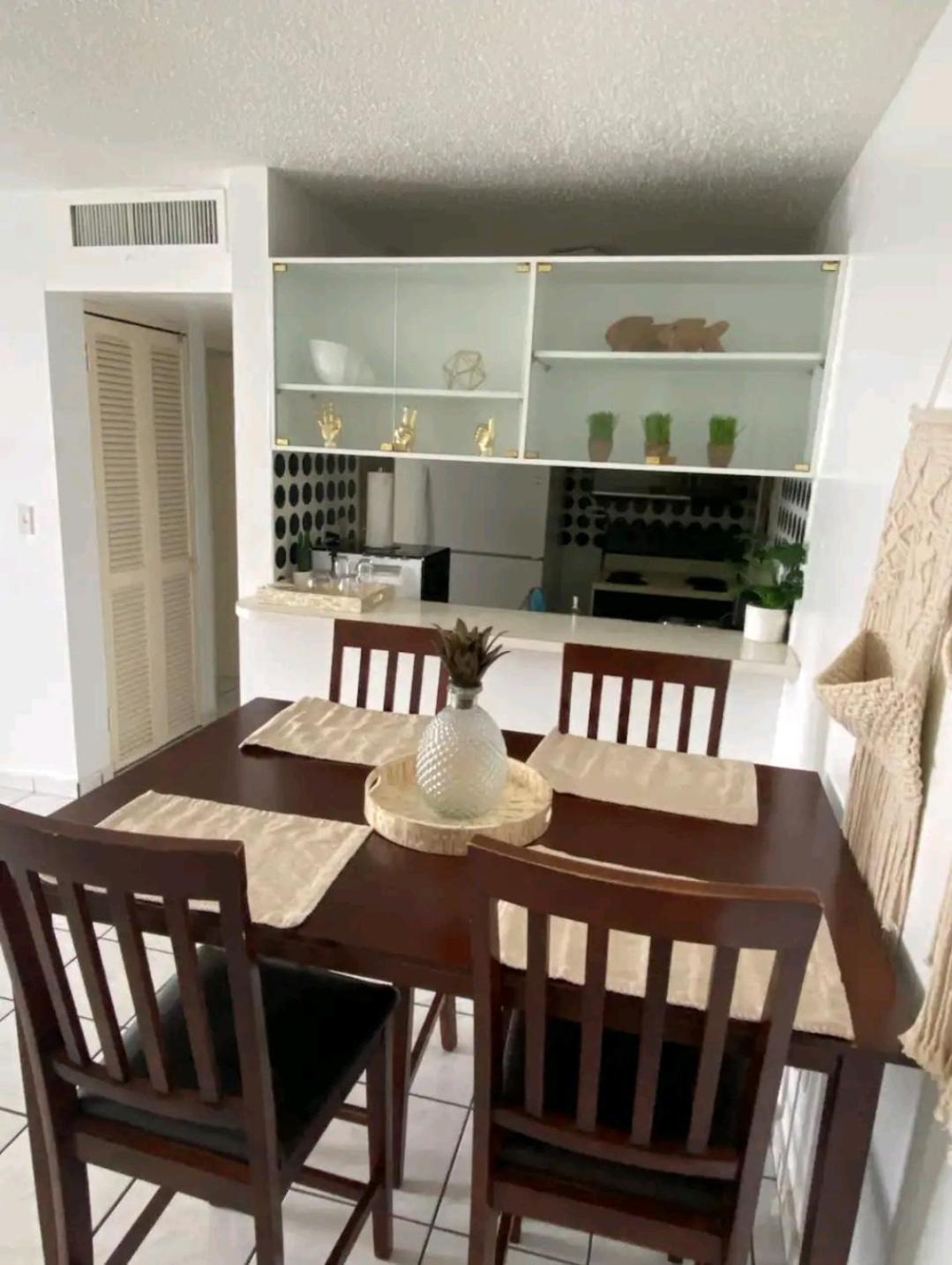 Marbella Apartments サンジョアン エクステリア 写真